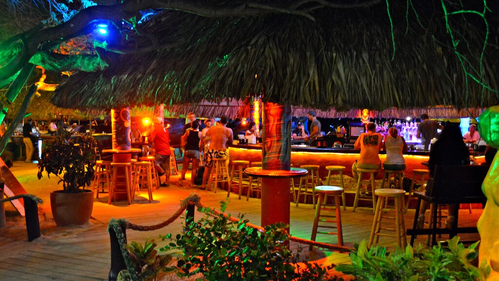 Moomba Beach Bar & Restaurant: